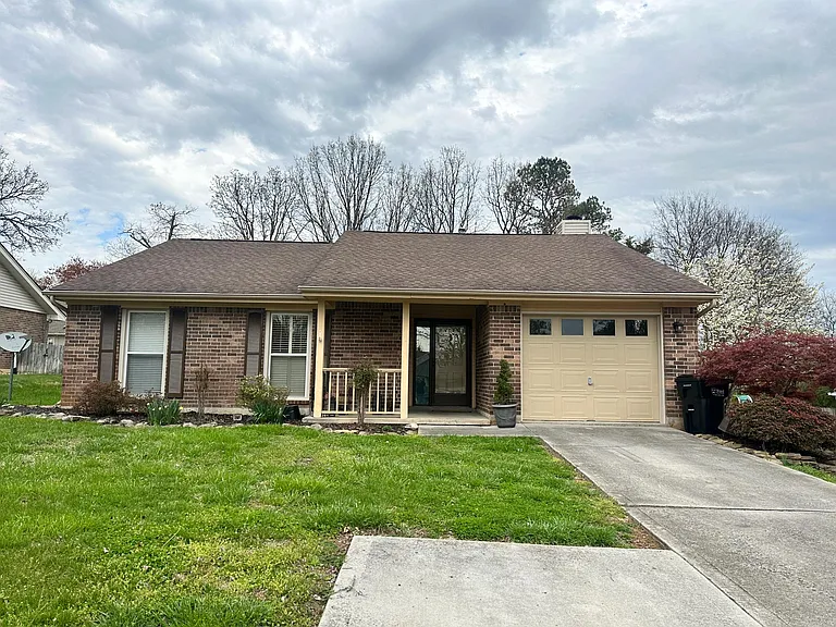 1424 Clear Brook Dr — Photo 27