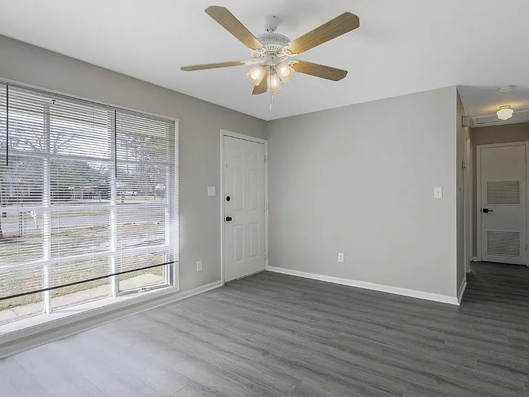 7252 Ainsley St #2 — Photo 16