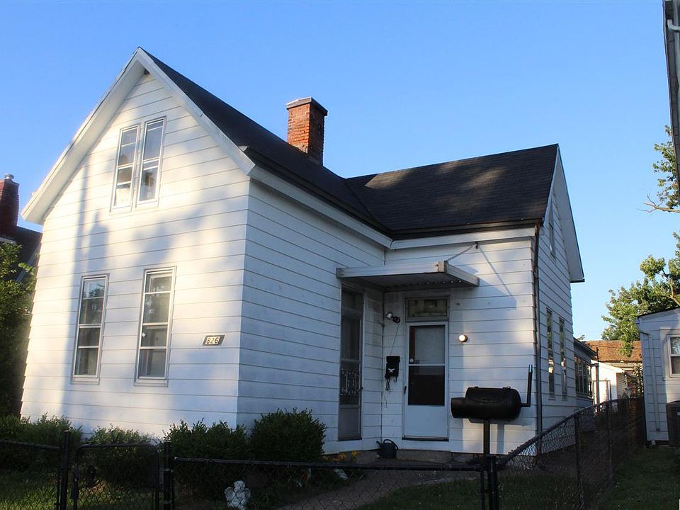 2nd image of 826 N 11th St