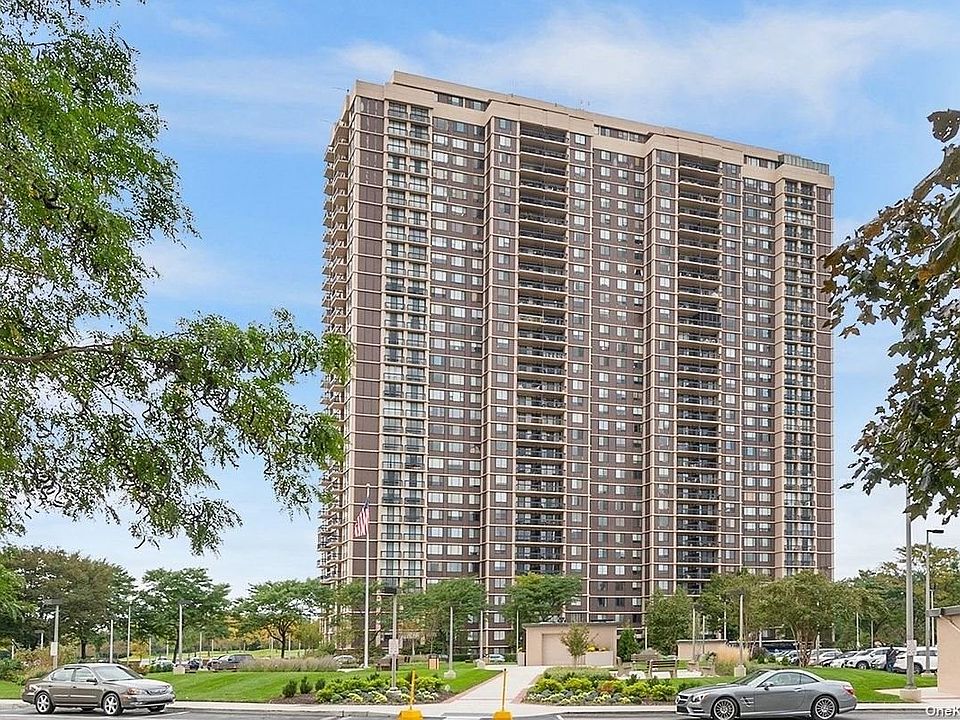 1st image of 270-10 Grand Central Pkwy #1W