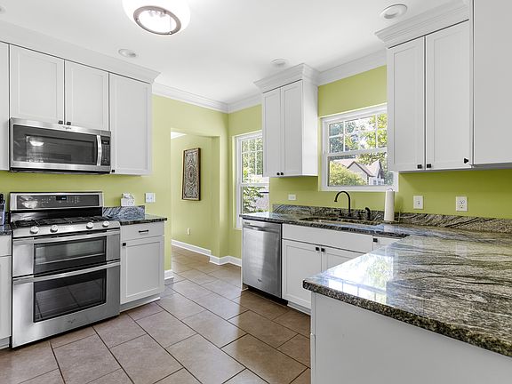 5th image of 506 Woodland Ave