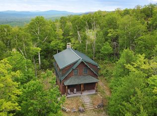 6037 Sandy River Cir, Kingfield, ME 04947