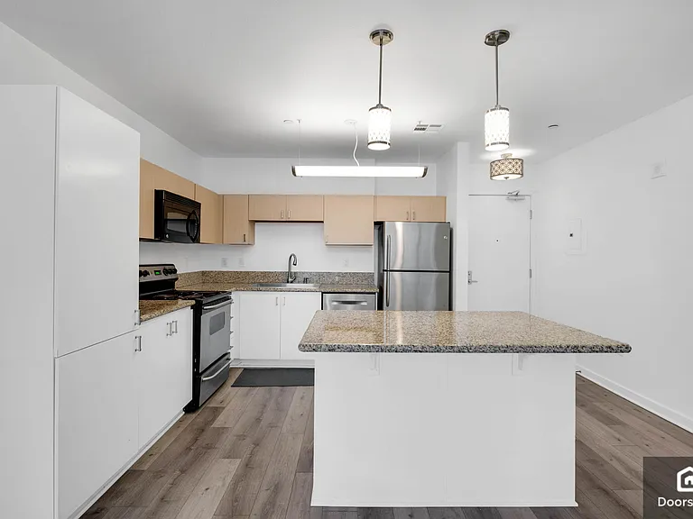 630 W 6th St #615 — Photo 1