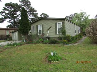 629 Outrigger Ct, Hampstead, NC 28443