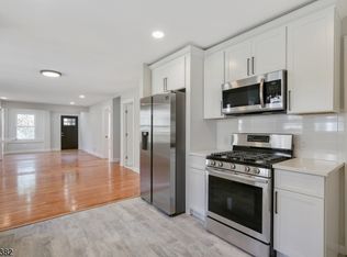 946 Grandview Ave, Union, NJ 07083