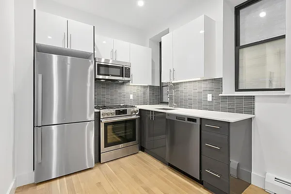 Rented by Maz Group NY | media 2