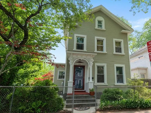 105 Newhall St #2, New Haven, CT 06511