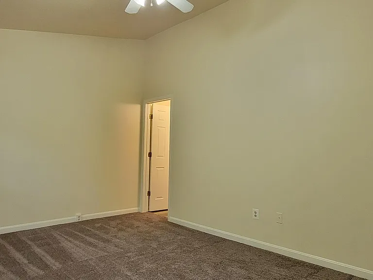 601 Primus Ct — Photo 13