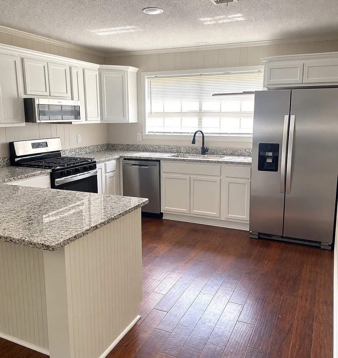 3 bed, 2000 sqft, $2,500 — Photo 1