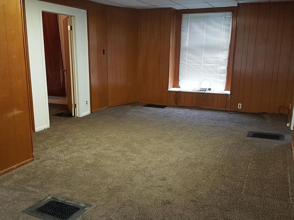 Very Large Livingroom
