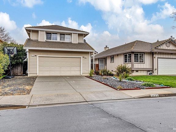 2nd image of 1137 Araquipa Court