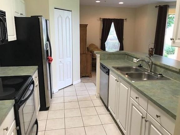 2nd image of 5035 Fairways Cir Unit 102