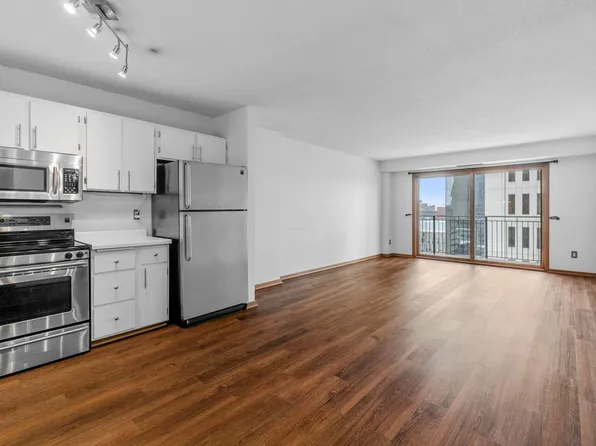 121 Washington Ave S APT 1305, Minneapolis, MN 55401
