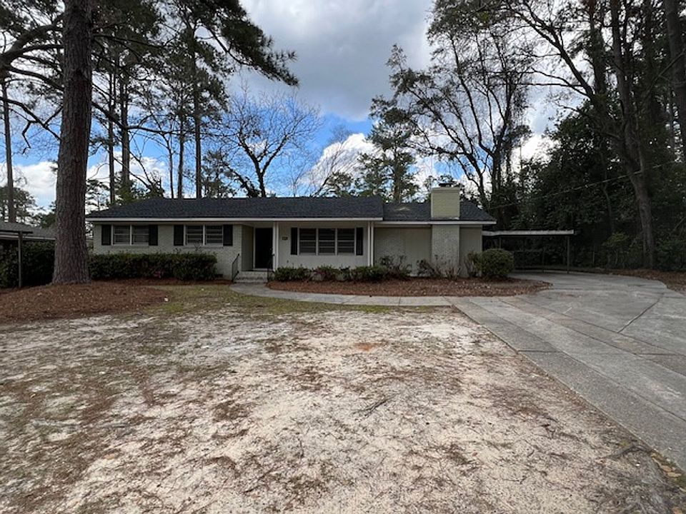 1st image of 1202 Lakeview Dr