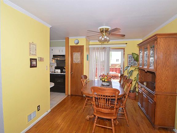 5th image of 470 Pacific St