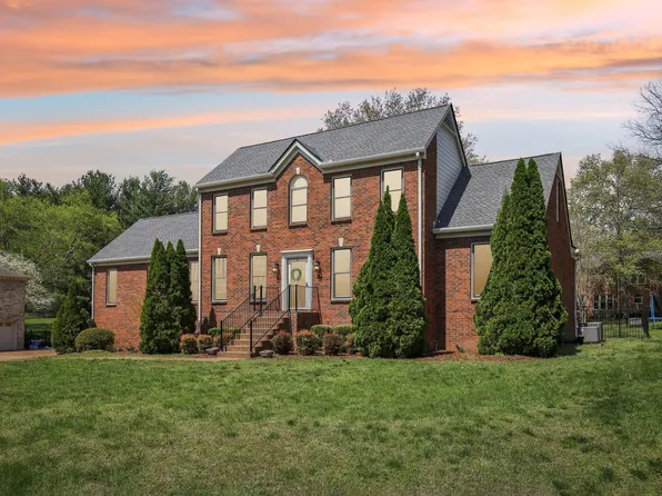 119 Saint Andrews Dr, Franklin, TN 37069