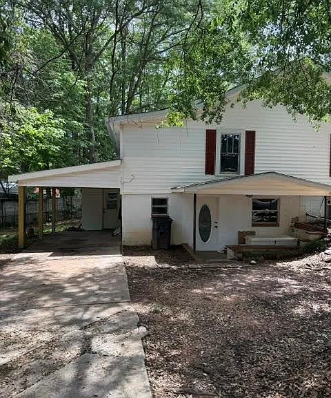 920 Cardinal Dr — Photo 4
