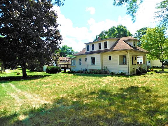 2nd image of 49 W Elm Ave