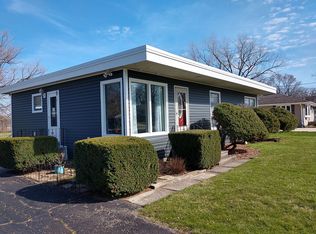 1691 Gary Ave, Aurora, IL 60505