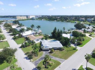 119 Poinciana Ln, Largo, FL 33770