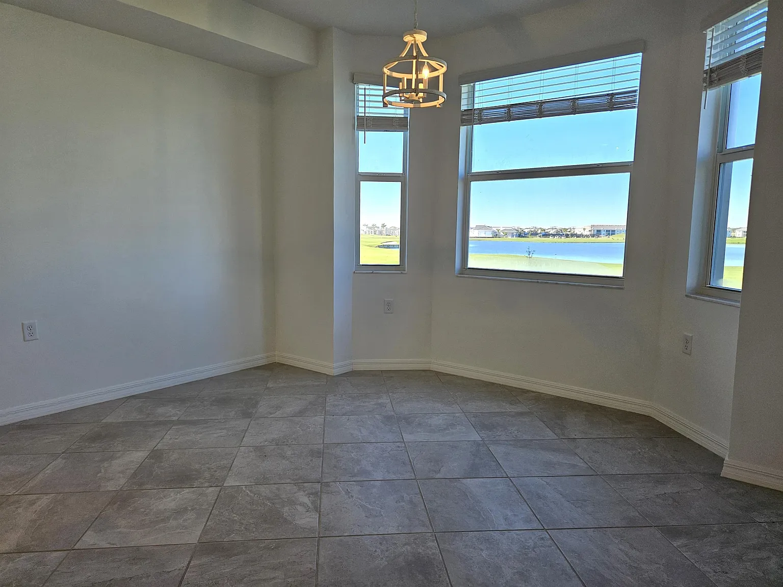 5715 Double Eagle Cir #4426 - The N... — Photo 3