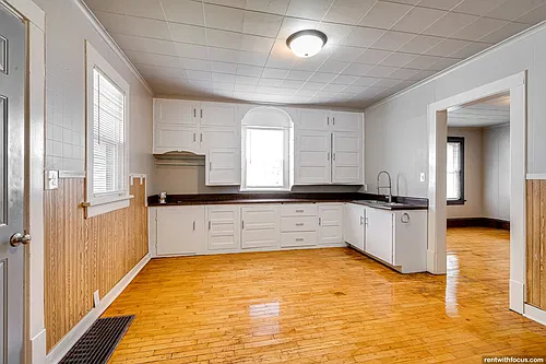 Floor plan 745