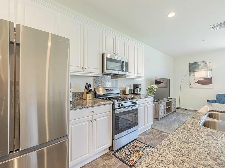 44149 Buckeye Ct — Photo 10