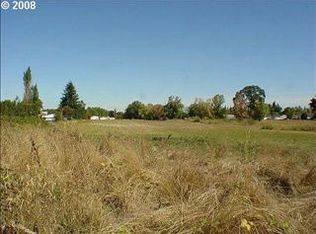 911 S Airport Rd, Lebanon, OR 97355