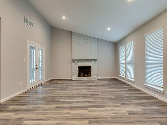 5th image of 1106 Altoga Ct