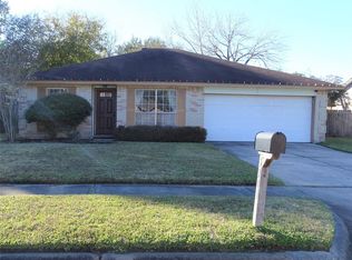 3901 Clover Ln, Deer Park, TX 77536