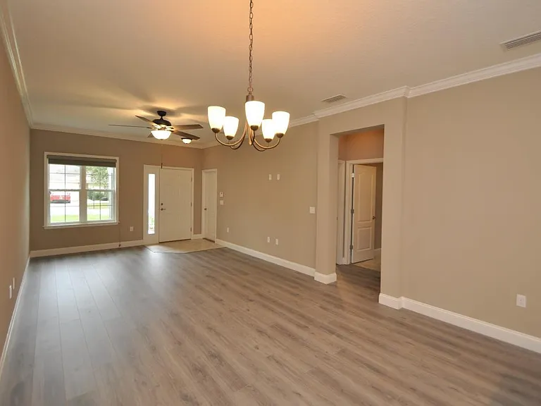 11 Ullynn Pl #A — Photo 4