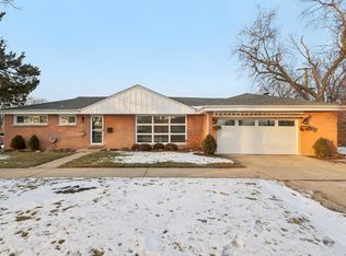 6803 N Keeler Ave, Lincolnwood, IL 60712