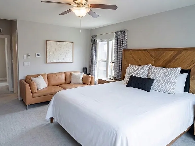 Master bedroom + seating area + split king Saatva organic mattress with the option for adjustable heights.