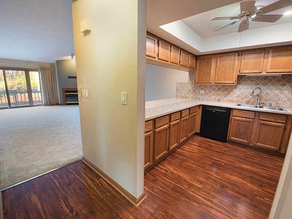 4th image of 7809 Jaymes St #81