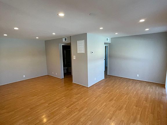 3rd image of 515 W Lexington Dr #3