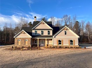 8630 Decoy Ln, Lula, GA 30554