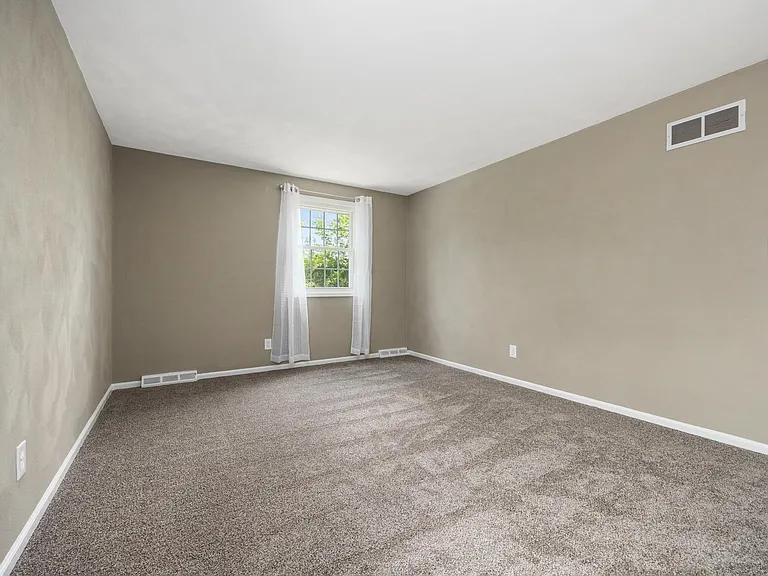 5824 N Imperial Dr — Photo 33