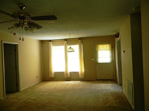 4th image of 571 Medway Dr