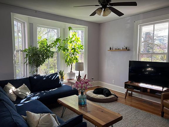 2nd image of 509 North St Unit A