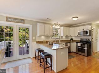 1851 Teal Dr, Huntingtown, MD 20639