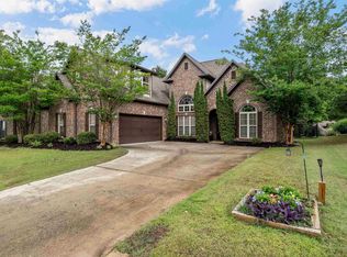 244 Strathaven Ln, Pelham, AL 35124