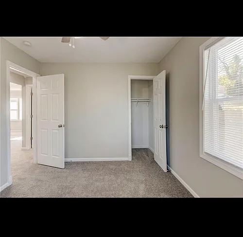 5614 Oakland Ave Photo 1