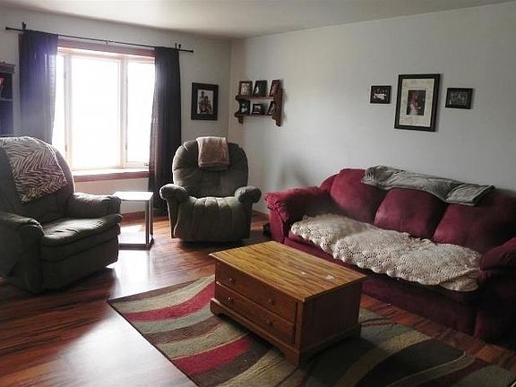 3rd image of 1510 Anthony Ave
