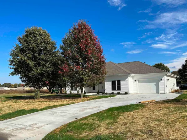 379 Crouch Dr, Mayfield, KY 42066