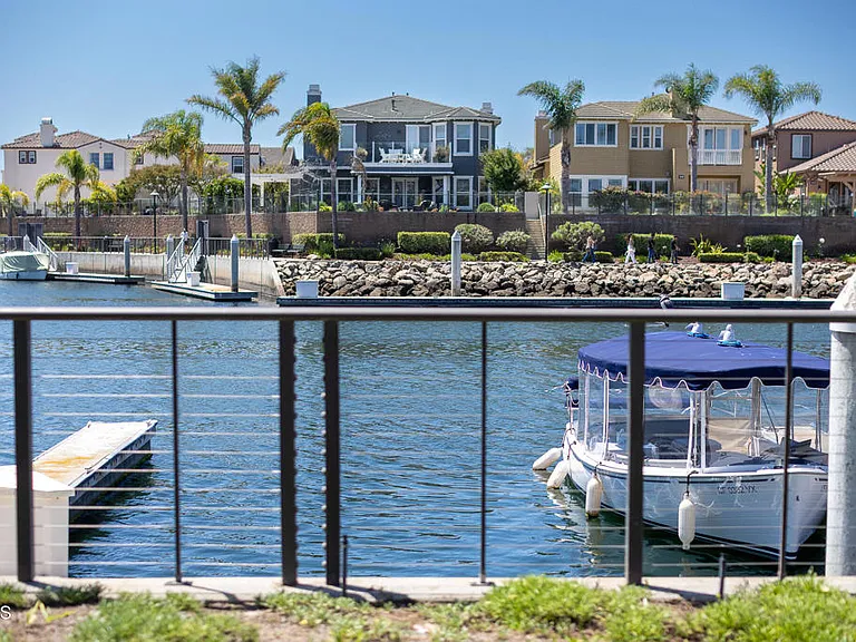 1538 Seabridge Ln — Photo 33
