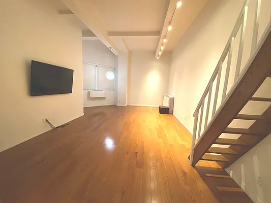 Rented by Allen W Pan, LREB | media 28
