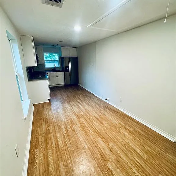 1828 Forest Hill Blvd — Photo 7