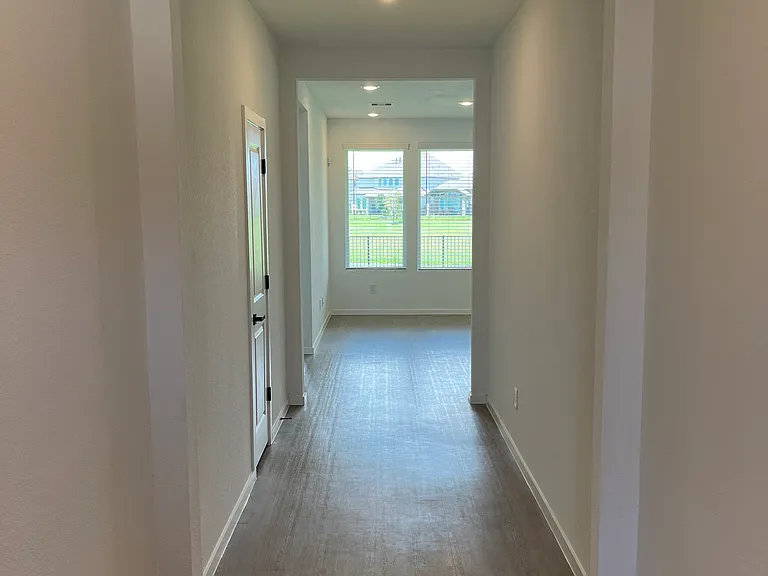 2613 Lago Costa Dr — Photo 17