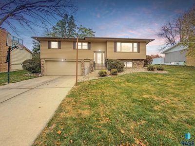 2804 W 39th St, Sioux Falls, SD, 57105