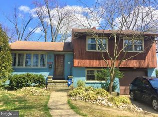 106 E Valleybrook Rd, Cherry Hill, NJ 08034